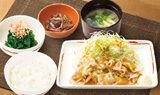 山盛りポテトフライ