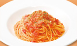 ズワイ蟹と海老のトマトソーススパゲティ with クラフトパルメザンチーズ